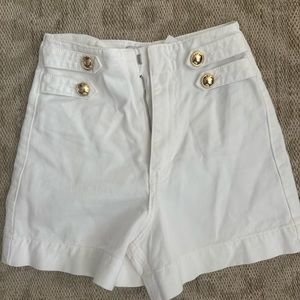 NWT Zara white shorts- size 0